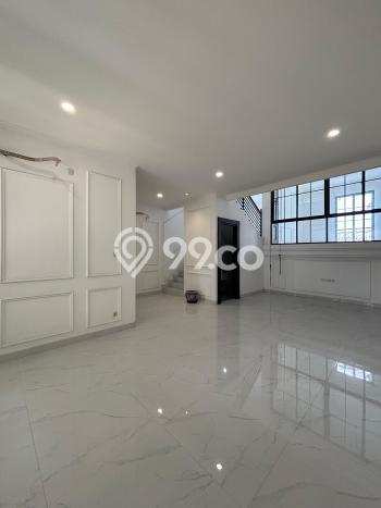 Rumah Luxury Modern Tanpa Renovasi di Bintaro Tangerang Selatan Rumah Luxury Modern Tanpa Renovasi di Bintaro Tangerang Selatan