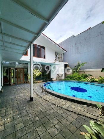 Dijual Rumah Mewah Megah Dengan View Eksklusif di Pondok Indah, Jakarta Selatan Dijual Rumah Mewah Megah Dengan View Eksklusif di Pondok Indah, Jakarta Selatan