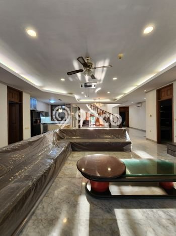Hunian Bagus Disewakan di Pondok Indah, Jakarta Selatan LT 500m2, LB 800m2 Hunian Bagus Disewakan di Pondok Indah, Jakarta Selatan LT 500m2, LB 800m2