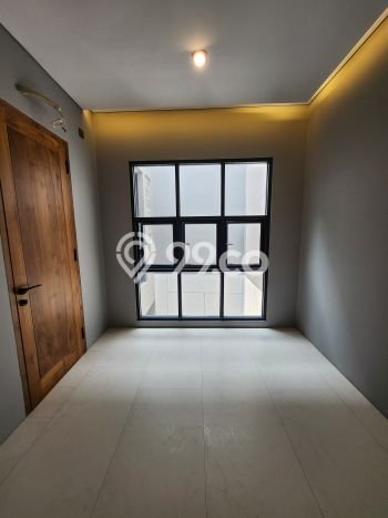 Rumah Elit Modern Siap Huni di Pondok Indah Jakarta Selatan Rumah Elit Modern Siap Huni di Pondok Indah Jakarta Selatan