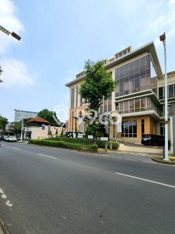 Dijual! Kantor di Kemang Jakarta Selatan LT 2400m2 / LB 10000m2 Kawasan Bisnis Dijual! Kantor di Kemang Jakarta Selatan LT 2400m2 / LB 10000m2 Kawasan Bisnis