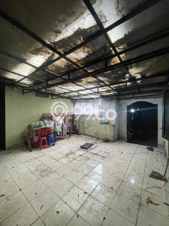 Hunian Elit LB 770m2 Siap Huni Desain Elegan di Veteran, Jakarta Selatan Hunian Elit LB 770m2 Siap Huni Desain Elegan di Veteran, Jakarta Selatan