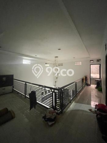 Hunian Elit LB 770m2 Siap Huni Desain Elegan di Veteran, Jakarta Selatan Hunian Elit LB 770m2 Siap Huni Desain Elegan di Veteran, Jakarta Selatan
