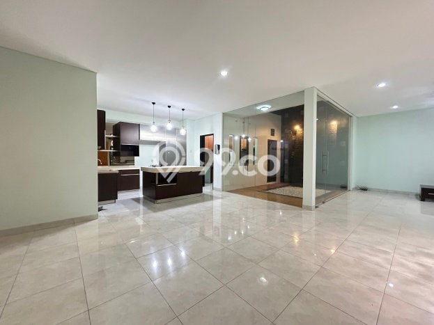 Disewakan Rumah Harga Terjangkau di Raffles Hills Jakarta Timur Punya 4 KT Disewakan Rumah Harga Terjangkau di Raffles Hills Jakarta Timur Punya 4 KT