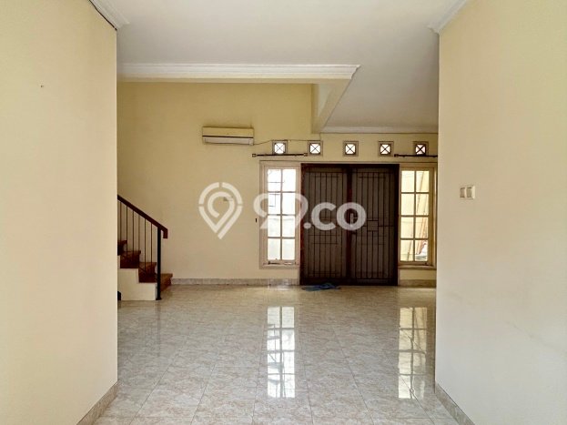 Rumah sewa siap huni 3 KT di Raffles Hills, Jakarta Timur Rumah sewa siap huni 3 KT di Raffles Hills, Jakarta Timur