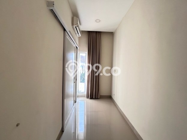 Ready to Use! Premium House LT 213m2 Desain Modern di Raffles Hills Ready to Use! Premium House LT 213m2 Desain Modern di Raffles Hills