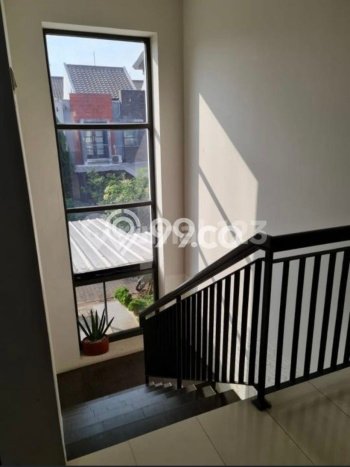 Jual Rumah Modern 3 KT di Raffles Hills, Jakarta Timur Jual Rumah Modern 3 KT di Raffles Hills, Jakarta Timur