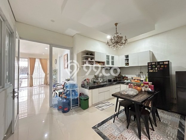 For Sale Hunian Rumah Nyaman 4 Kamar di Citra Grand, Jakarta Timur For Sale Hunian Rumah Nyaman 4 Kamar di Citra Grand, Jakarta Timur