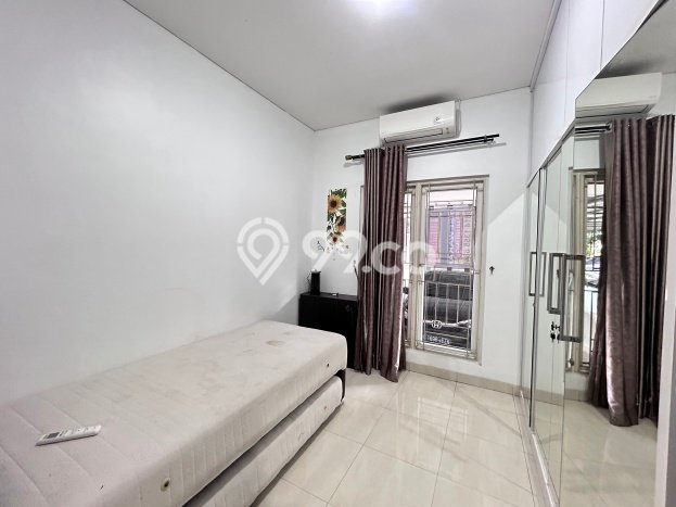 Rumah Kontrakan Jakarta Timur LT 105m2 LB 120m2 Area Raffles Hills Rumah Kontrakan Jakarta Timur LT 105m2 LB 120m2 Area Raffles Hills
