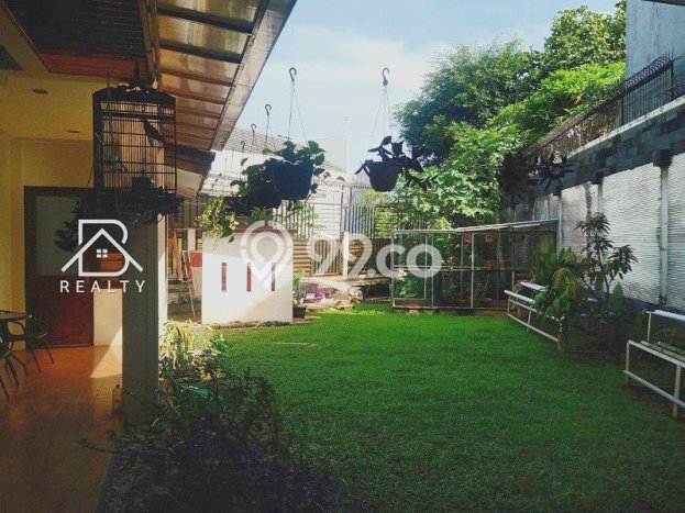 Dijual Rumah Mewah Elegan Dengan View Eksklusif di Raffles Hills, Jakarta Timur Dijual Rumah Mewah Elegan Dengan View Eksklusif di Raffles Hills, Jakarta Timur