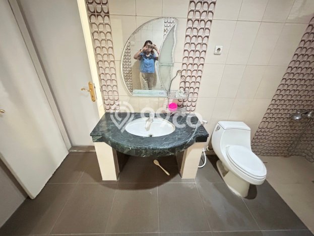 For Sale! Luxury House LT 300m2 Desain Elegan di Raffles Hills For Sale! Luxury House LT 300m2 Desain Elegan di Raffles Hills