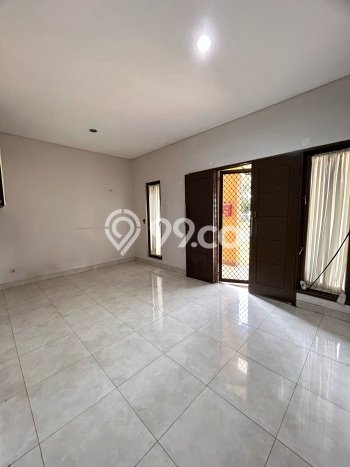Rumah kawasan , 3 KT, View Kota, LT 160m2m² LB 240m2m² Rumah kawasan , 3 KT, View Kota, LT 160m2m² LB 240m2m²