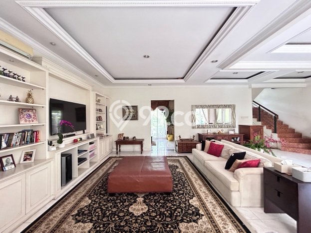 Ready to Use! Luxury House LT 300m2 Desain Modern di Raffles Hills Ready to Use! Luxury House LT 300m2 Desain Modern di Raffles Hills