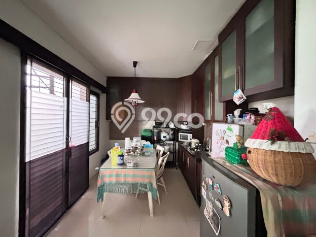 Rumah Luxury Modern Tanpa Renovasi di Raffles Hills Jakarta Timur Rumah Luxury Modern Tanpa Renovasi di Raffles Hills Jakarta Timur