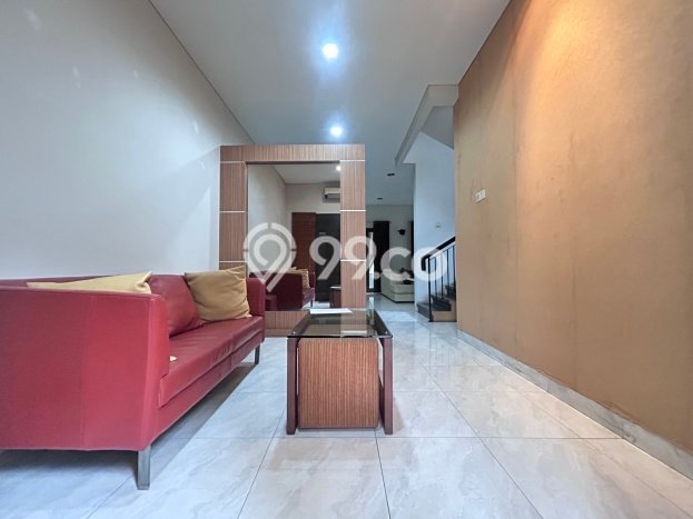 Rumah Mewah Akses Strategis di Jakarta Timur Semi Furnished Rumah Mewah Akses Strategis di Jakarta Timur Semi Furnished