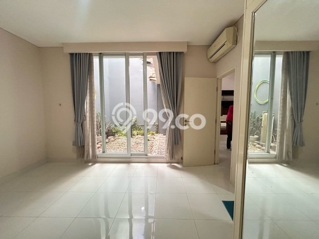 Rumah sewa siap pakai 4 Kamar Tidur di Raffles Hills, Jakarta Timur Rumah sewa siap pakai 4 Kamar Tidur di Raffles Hills, Jakarta Timur