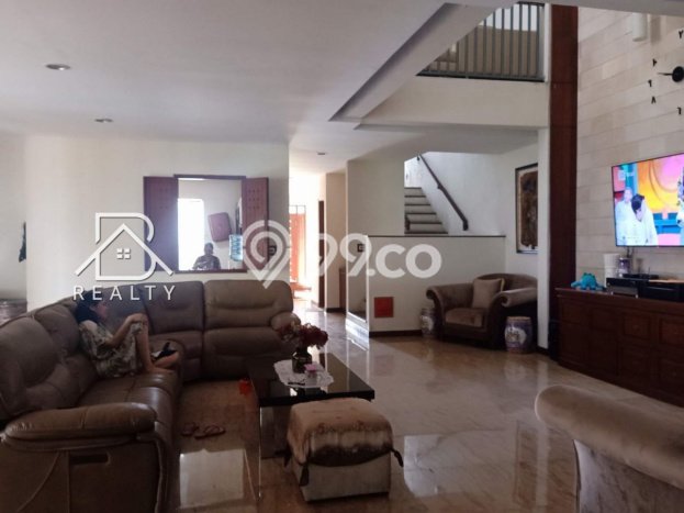 Dijual Rumah Mewah Elegan Dengan View Eksklusif di Raffles Hills, Jakarta Timur Dijual Rumah Mewah Elegan Dengan View Eksklusif di Raffles Hills, Jakarta Timur