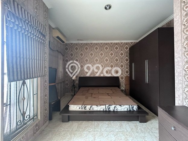 Rumah Sewa Jakarta Timur LT 98m2 LB 105m2 Area Raffles Hills Rumah Sewa Jakarta Timur LT 98m2 LB 105m2 Area Raffles Hills