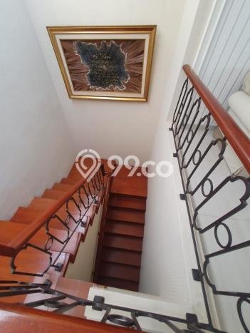 Rumah Elit Modern Siap Huni di BSD Tangerang Rumah Elit Modern Siap Huni di BSD Tangerang