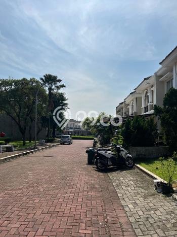Disewakan! Rumah 3 Kamar Tidur &
2 Kamar Mandi di Gading Serpong, Tangerang Disewakan! Rumah 3 Kamar Tidur &
2 Kamar Mandi di Gading Serpong, Tangerang