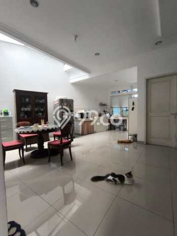 Hunian Mewah Dijual LT 1040m2 di Pasar Minggu, Jakarta Selatan Hunian Mewah Dijual LT 1040m2 di Pasar Minggu, Jakarta Selatan