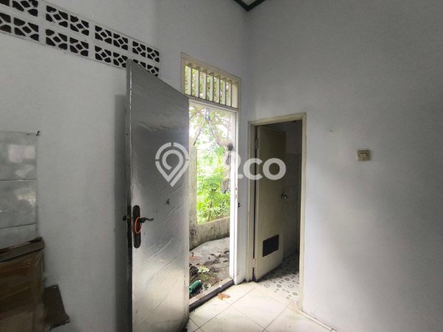 Dijual Hunian Rumah Terawat 10 KT di Margonda, Depok Dijual Hunian Rumah Terawat 10 KT di Margonda, Depok
