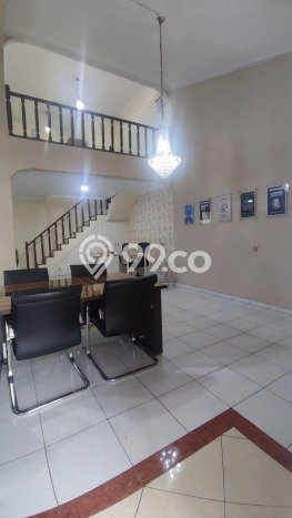Rumah Mewah LB 160m2 Siap Huni Desain Elegan di Pejaten, Jakarta Selatan Rumah Mewah LB 160m2 Siap Huni Desain Elegan di Pejaten, Jakarta Selatan