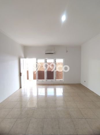 Rumah Kontrakan Jakarta Selatan LT 650m2 LB 500m2 Kawasan Cipete Rumah Kontrakan Jakarta Selatan LT 650m2 LB 500m2 Kawasan Cipete