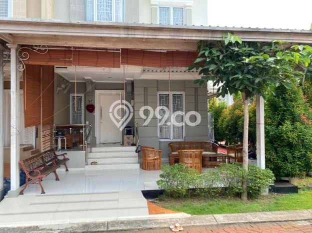 Rumah Premium di Tangerang Strategis Kondisi Baik Rumah Premium di Tangerang Strategis Kondisi Baik