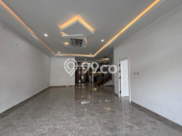 Rumah Luxury Modern Siap Huni di BSD Nusaloka Tangerang Rumah Luxury Modern Siap Huni di BSD Nusaloka Tangerang