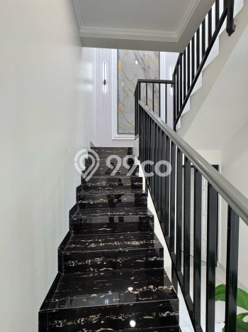 For Sale Rumah Mewah Exclusive di BSD, Tangerang Selatan For Sale Rumah Mewah Exclusive di BSD, Tangerang Selatan