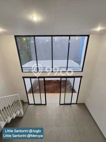 Rumah Modern 4 Kamar LT 125m2 di Meruya Rumah Modern 4 Kamar LT 125m2 di Meruya
