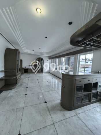 Rumah Elit Modern Tanpa Renovasi di Tamansari Jakarta Barat Rumah Elit Modern Tanpa Renovasi di Tamansari Jakarta Barat