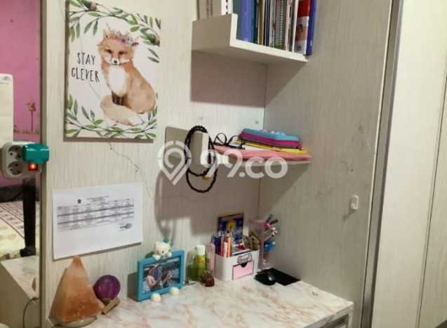 Jual Rumah Luas Megah Dengan View Cantik di Taman Surya, Jakarta Barat Jual Rumah Luas Megah Dengan View Cantik di Taman Surya, Jakarta Barat