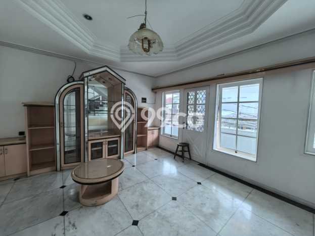Rumah Elit Modern Tanpa Renovasi di Tamansari Jakarta Barat Rumah Elit Modern Tanpa Renovasi di Tamansari Jakarta Barat