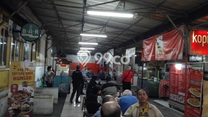 Unit Komersial Disewakan di Gatot Subroto di Area Ramai & Strategis Unit Komersial Disewakan di Gatot Subroto di Area Ramai & Strategis