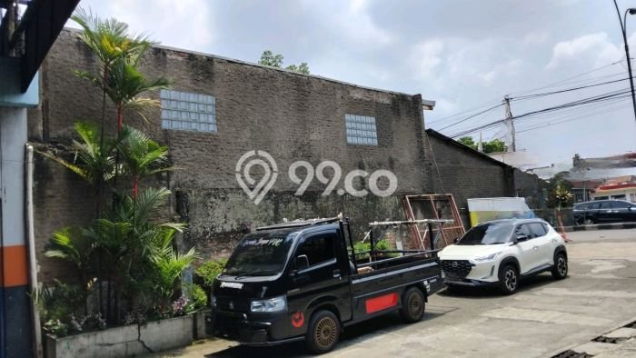 Unit Komersial Dijual di Bandung LT 84m2 & LB 79m2 Unit Komersial Dijual di Bandung LT 84m2 & LB 79m2