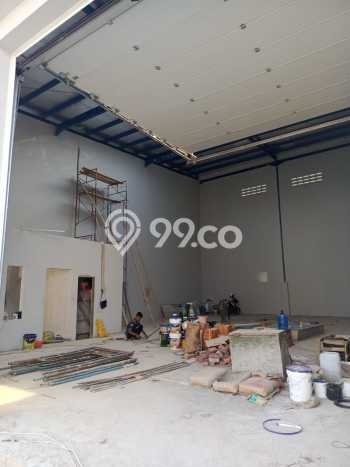 Unit Gudang Disewakan di Daan Mogot di Area Ramai & Strategis Unit Gudang Disewakan di Daan Mogot di Area Ramai & Strategis