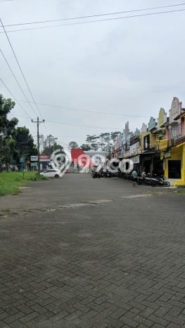 KAWASAN BISNIS! Ruko Kawasan Mijen, Luas 180m², Lokasi Premium KAWASAN BISNIS! Ruko Kawasan Mijen, Luas 180m², Lokasi Premium