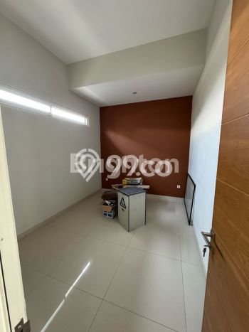Rumah Modern Cantik 4 Kamar Siap Huni di Ngaliyan Rumah Modern Cantik 4 Kamar Siap Huni di Ngaliyan