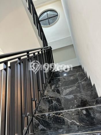 Dijual Hunian Mewah dengan Fasilitas Sekitar Lengkap di Gajah Mungkur, Semarang Dijual Hunian Mewah dengan Fasilitas Sekitar Lengkap di Gajah Mungkur, Semarang