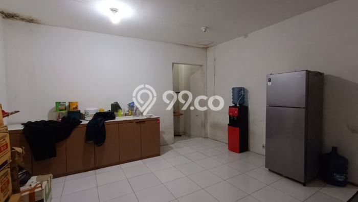 Ruko Dijual di Jakarta Selatan LT 144m2 & LB 400m2 Lokasi Terbaik! Ruko Dijual di Jakarta Selatan LT 144m2 & LB 400m2 Lokasi Terbaik!