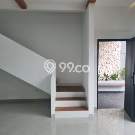 Dijual Rumah Mewah Elegan Dengan View Cantik di Bintaro, Tangerang Selatan Dijual Rumah Mewah Elegan Dengan View Cantik di Bintaro, Tangerang Selatan