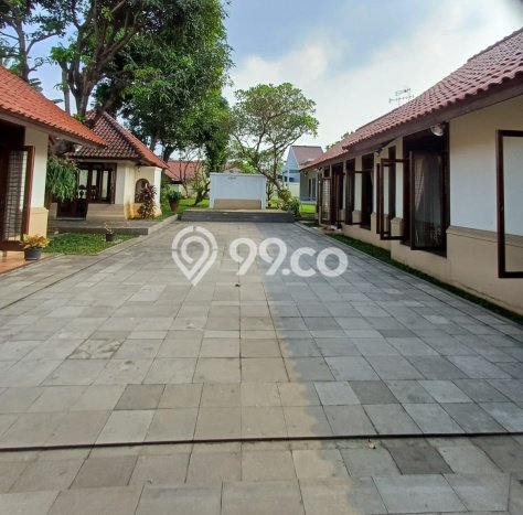 Hunian Eksklusif Siap Huni LT 1952m2 di Cipayung, Jakarta Timur Hunian Eksklusif Siap Huni LT 1952m2 di Cipayung, Jakarta Timur