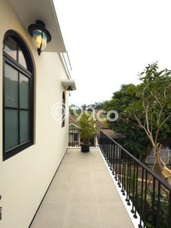 Siap Huni Rumah Mewah 5 Kamar di BSD Dekat ke Mana Pun Siap Huni Rumah Mewah 5 Kamar di BSD Dekat ke Mana Pun