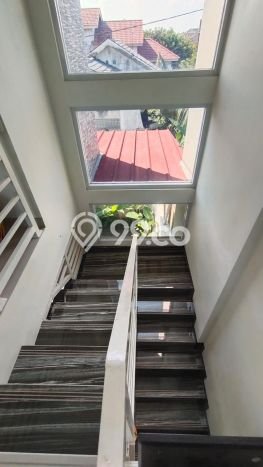Dijual Rumah Eksklusif 4 KT di Ciater, Tangerang Dijual Rumah Eksklusif 4 KT di Ciater, Tangerang