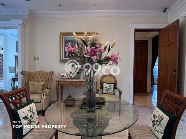 Rumah Mewah LB 1000m2 Siap Pakai Desain Elegan di Gandaria, Jakarta Selatan Rumah Mewah LB 1000m2 Siap Pakai Desain Elegan di Gandaria, Jakarta Selatan