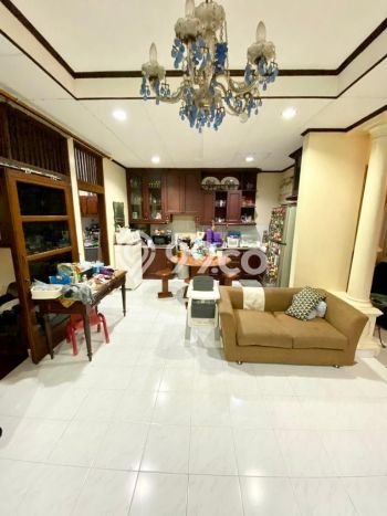 Rumah Eksklusif Siap Huni LT 384m2 di Menteng, Jakarta Pusat Rumah Eksklusif Siap Huni LT 384m2 di Menteng, Jakarta Pusat