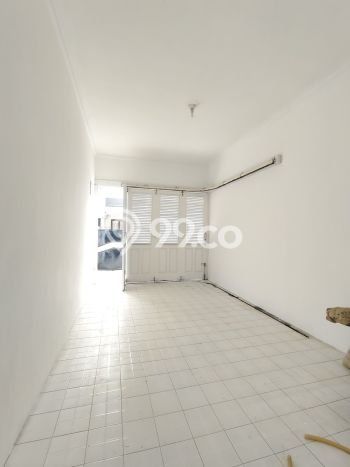 Dijual Rumah Mewah Megah Dengan View Cantik di Rawamangun, Jakarta Timur Dijual Rumah Mewah Megah Dengan View Cantik di Rawamangun, Jakarta Timur