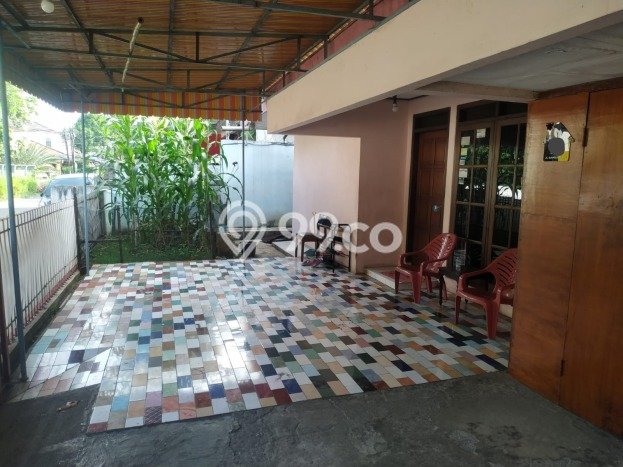 Dijual Rumah Mewah Megah Dengan View Cantik di Pondok Bambu, Jakarta Timur Dijual Rumah Mewah Megah Dengan View Cantik di Pondok Bambu, Jakarta Timur